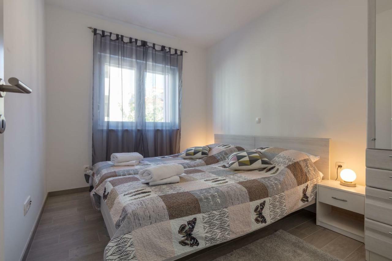 Apartments Rosemary Razanj Ngoại thất bức ảnh