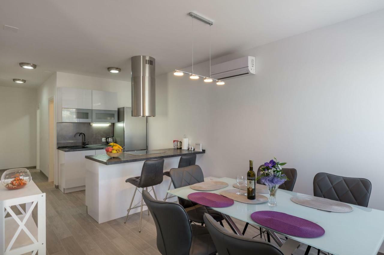 Apartments Rosemary Razanj Ngoại thất bức ảnh