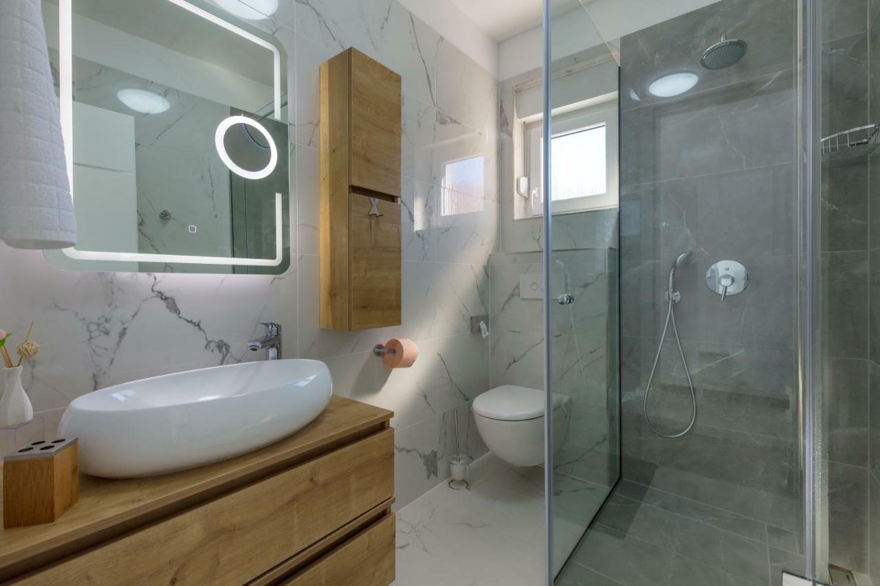 Apartments Rosemary Razanj Ngoại thất bức ảnh